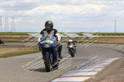 media/Apr-26-2024-TrackDaz (Fri) [[c4b677d280]]/C Group/140pm (Wheelie Bump)/